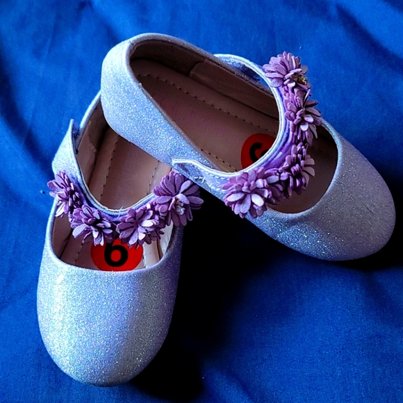 Little miss Shoes Gently Worn size 6 - Picture 1 of 1